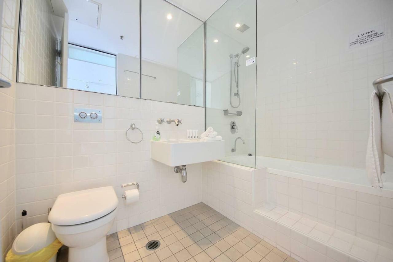 Beachfront On Oasis Centre, Air On Broadbeach 1503 Gold Coast Eksteriør billede
